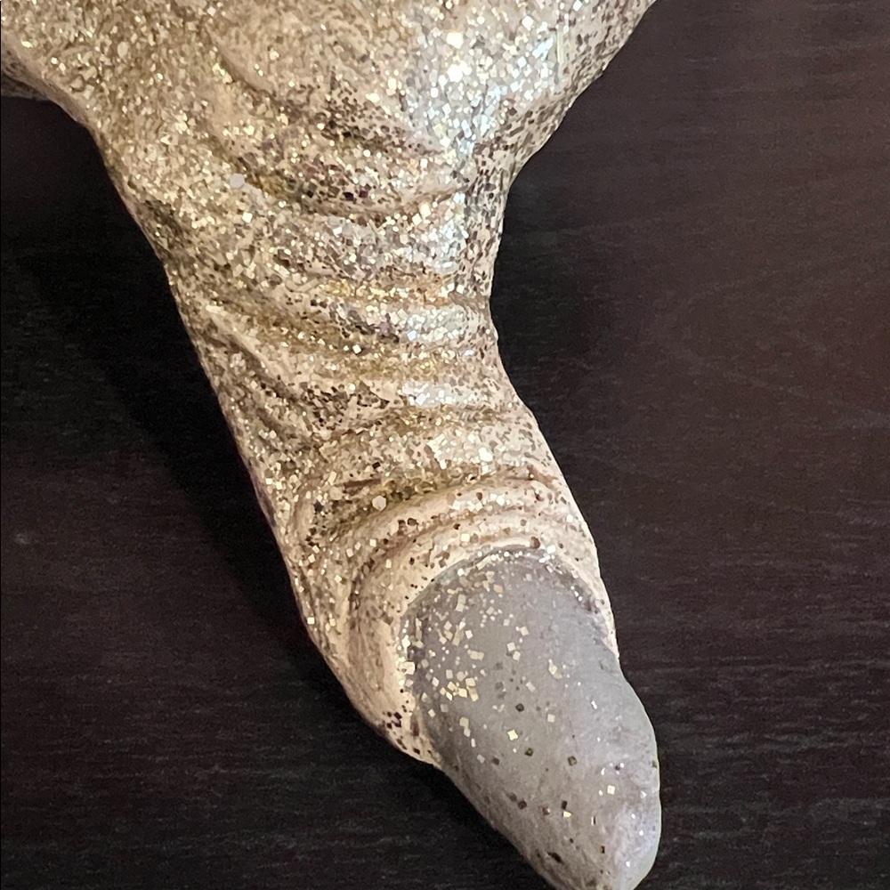 Large zombie hand candle holder - Picture 10 of 10